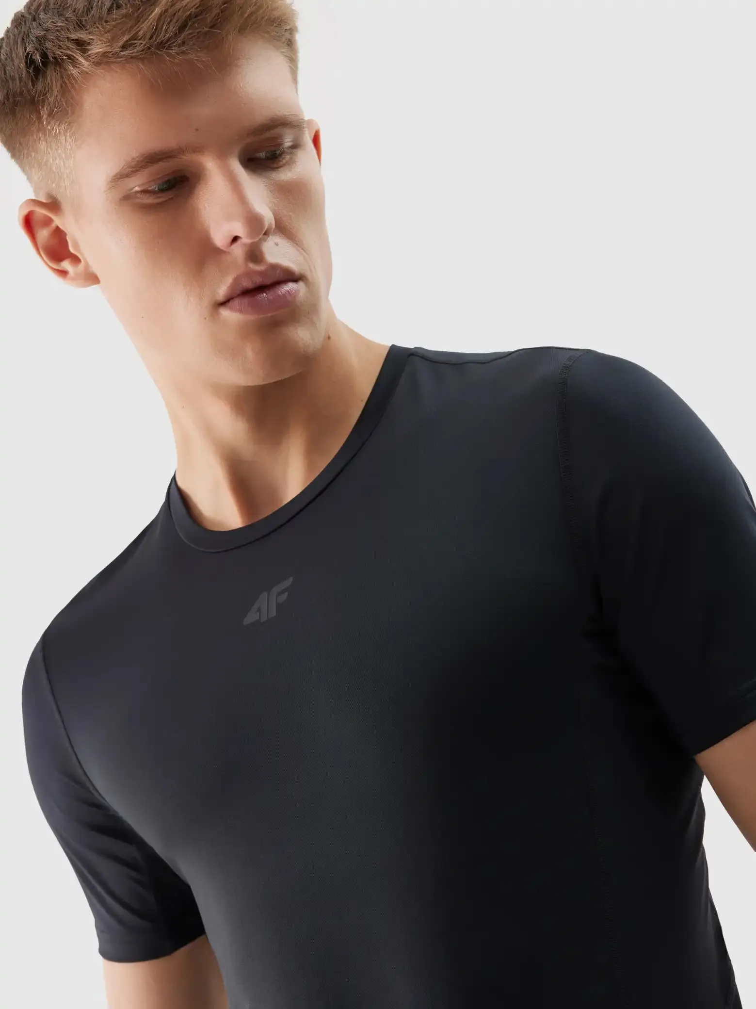 4F Camiseta de hombre corriendo