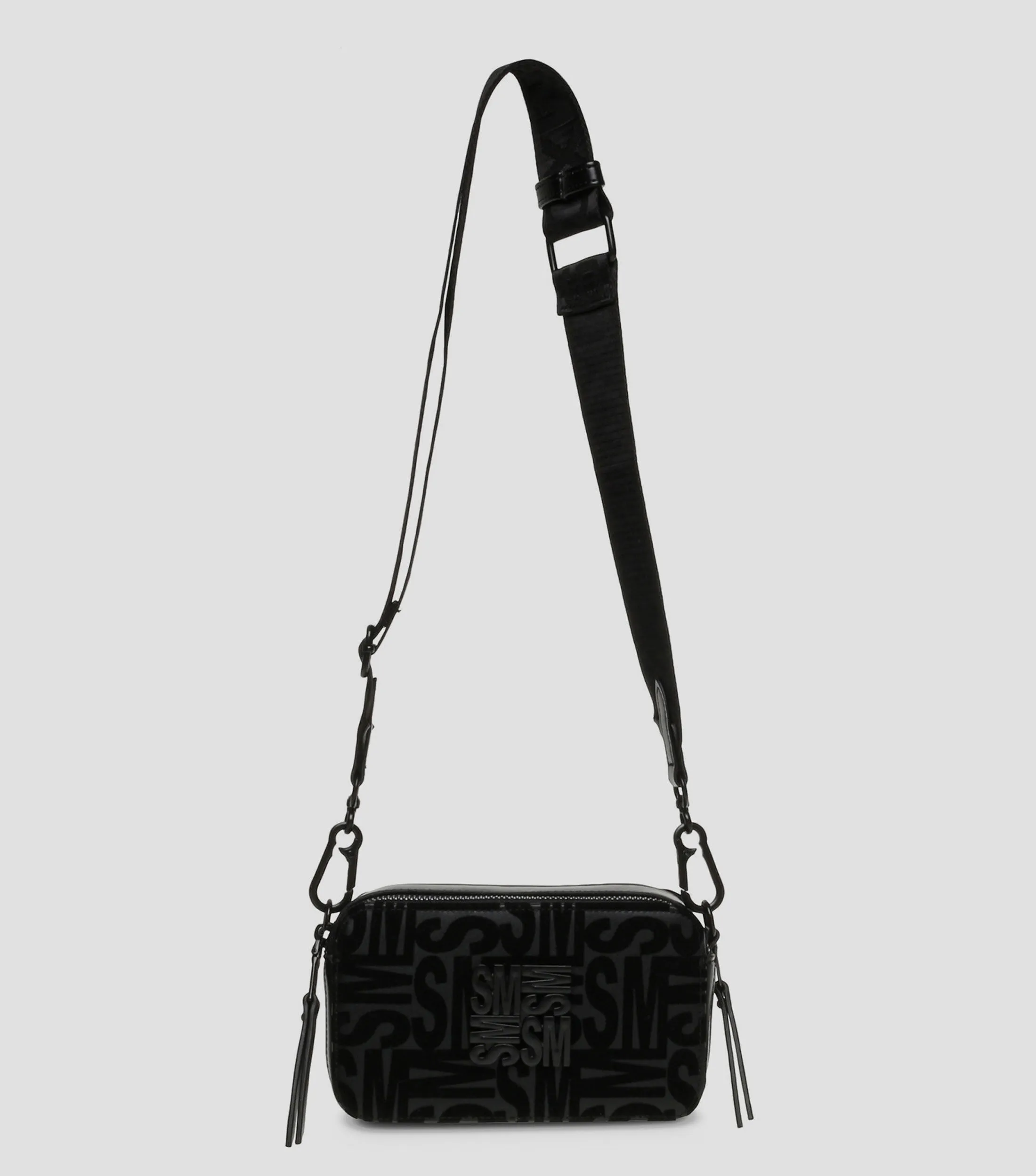 6472_Steve Madden Bolso crossbody con monogram Risav Mujer
