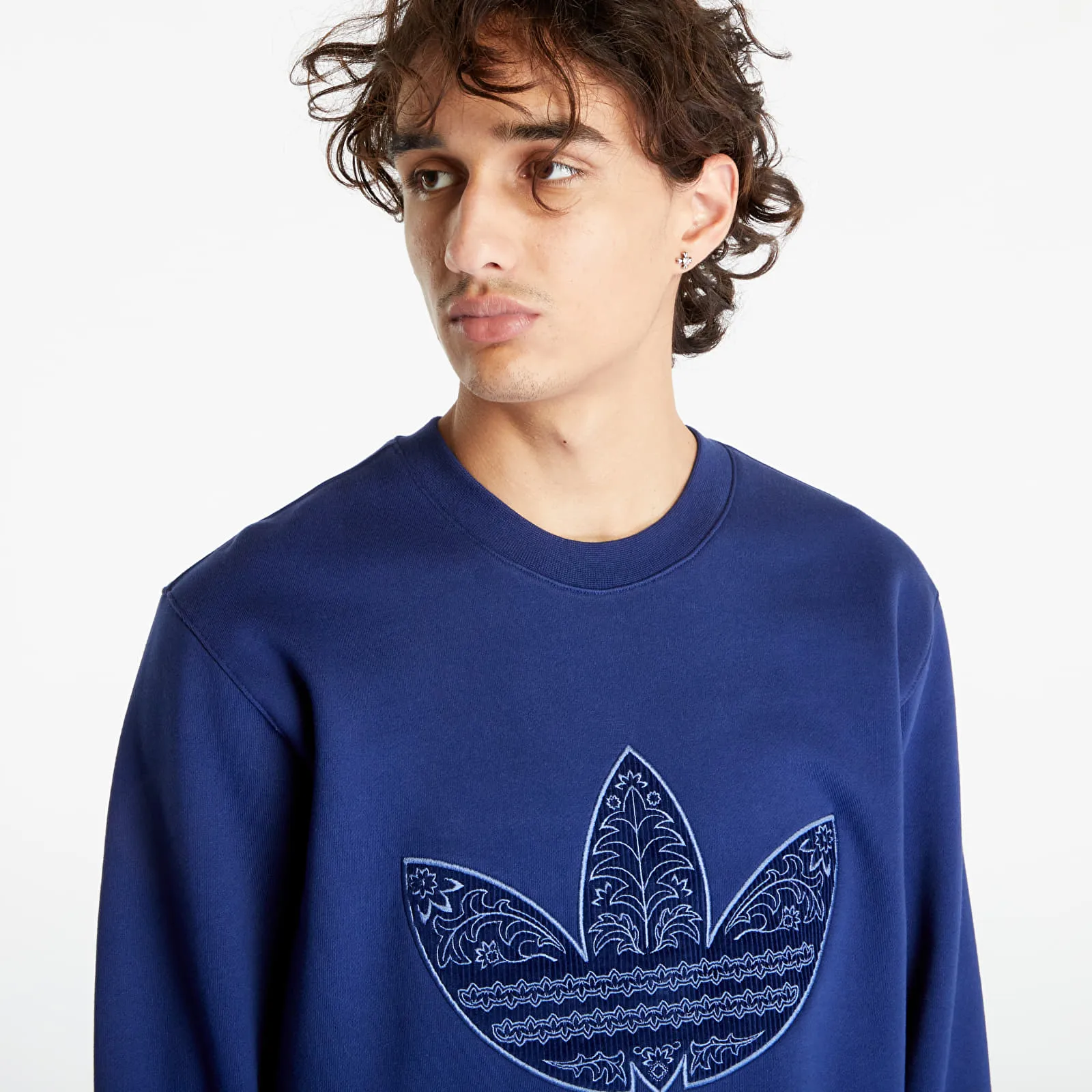 adidas Applique Crew