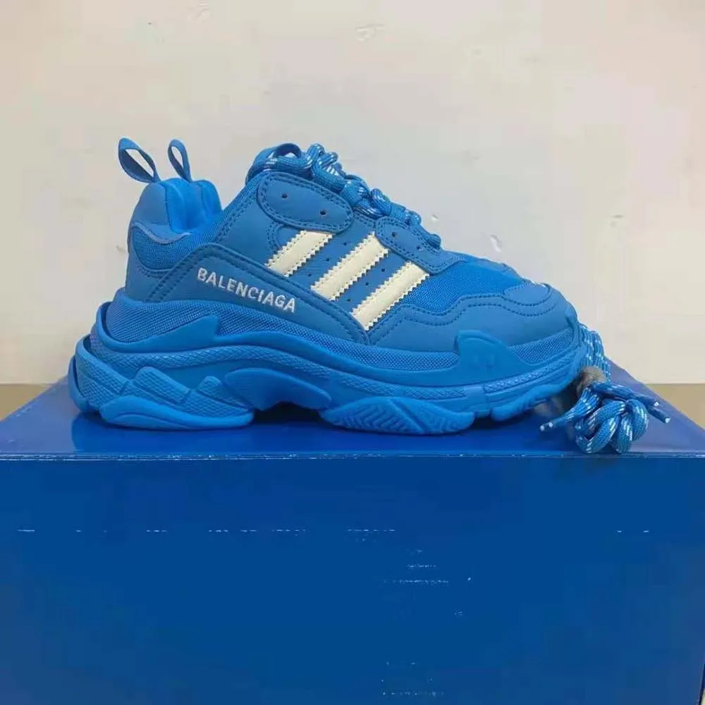 Balenciaga Zapatilla Balenciaga / Adidas Triple S para mujer en azul y blanco