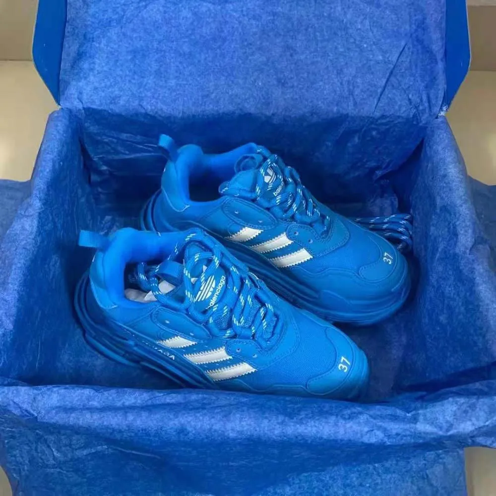 Balenciaga Zapatilla Balenciaga / Adidas Triple S para mujer en azul y blanco