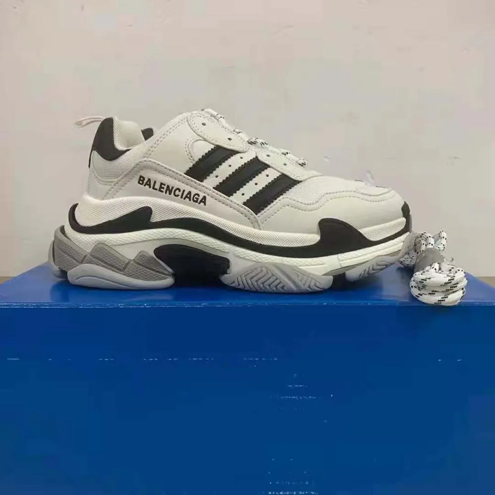 Balenciaga Zapatilla unisex Balenciaga / Adidas Triple S en blanco
