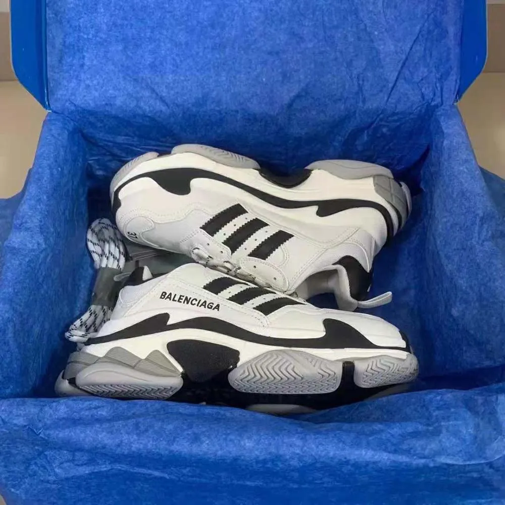 Balenciaga Zapatilla unisex Balenciaga / Adidas Triple S en blanco
