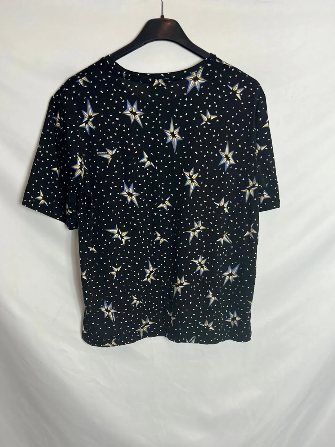 BIMBA Y LOLA. Camiseta negra estampada. T S