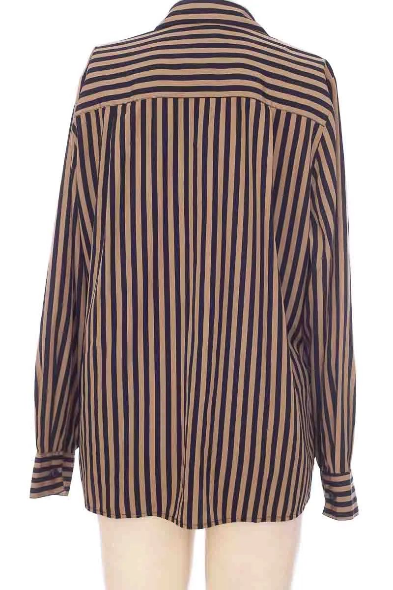 BLUSA COLOR CAFé  CLOSEANDO