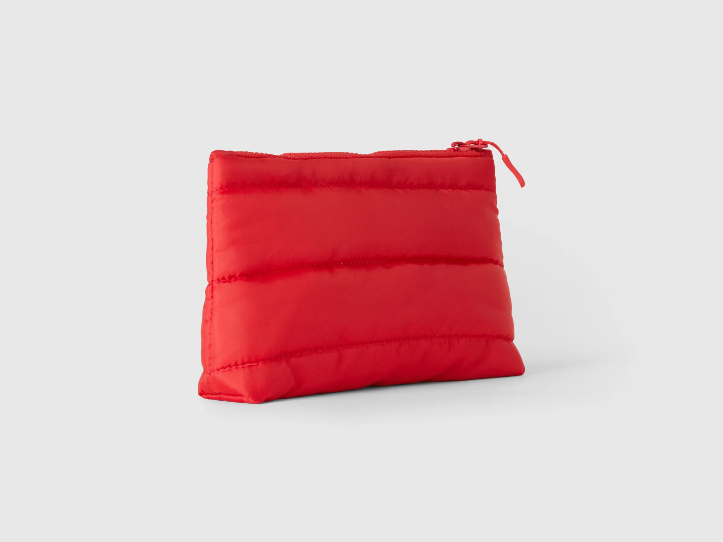 Bolso pequeño con logotipo