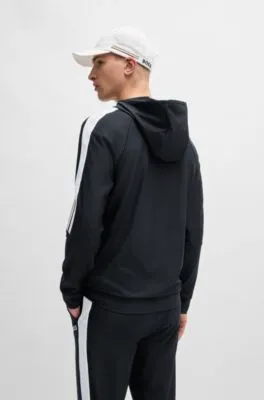 BOSS x MATTEO BERRETTINI Sudadera con capucha y cremallera regular fit con ilustración a rayas de la marca