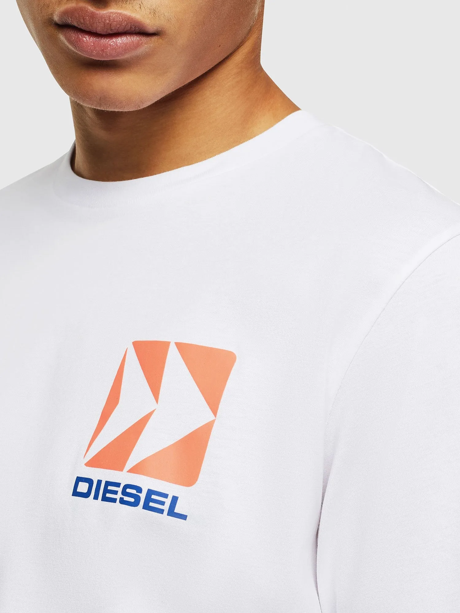 CAMISETA BMOWTJUSTB