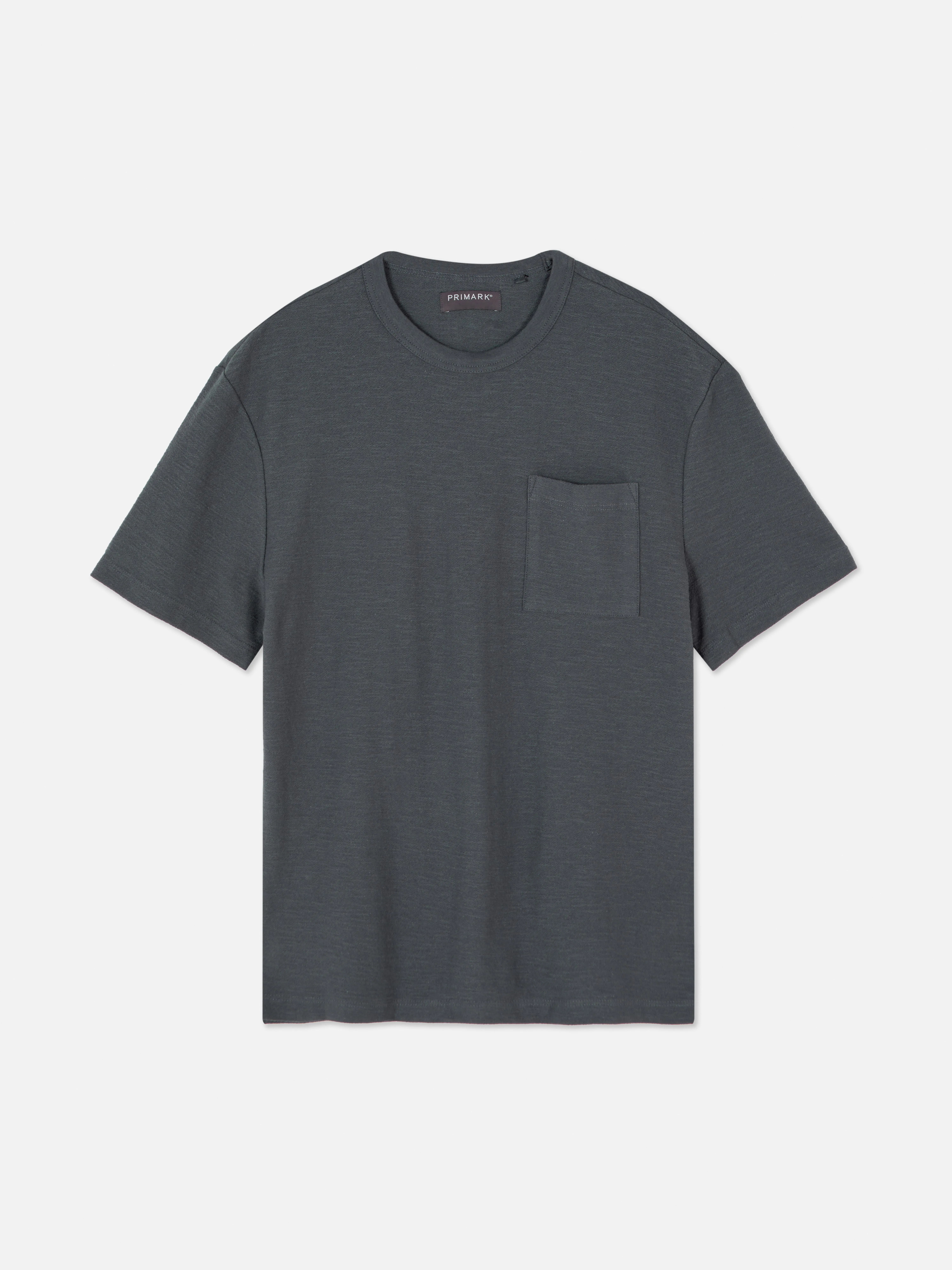 Camiseta de crepé con bolsillo de plastrón