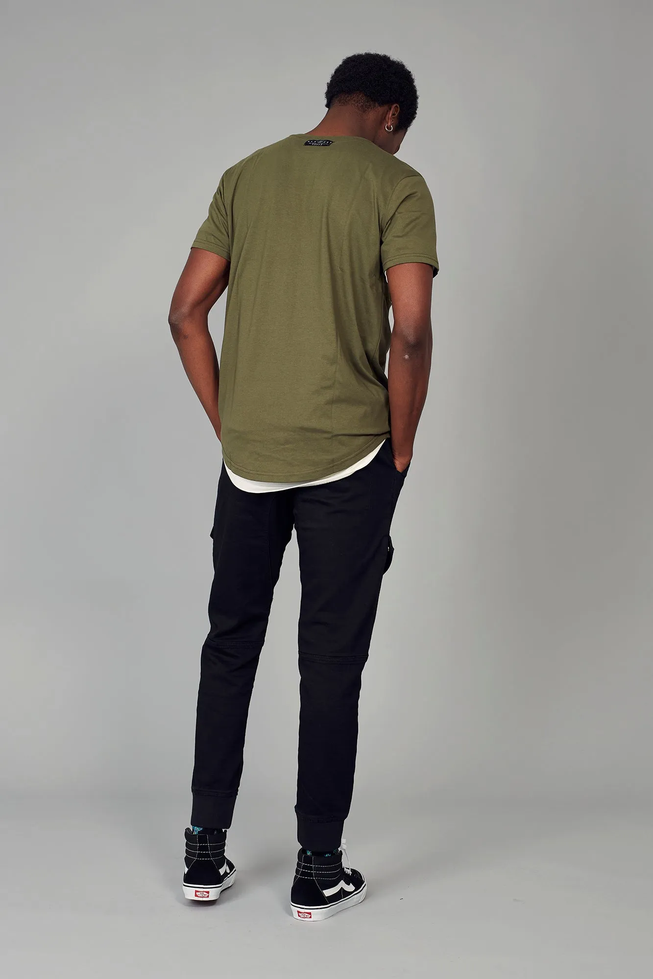 Camiseta HE rayo khaki & bajo redondeado
