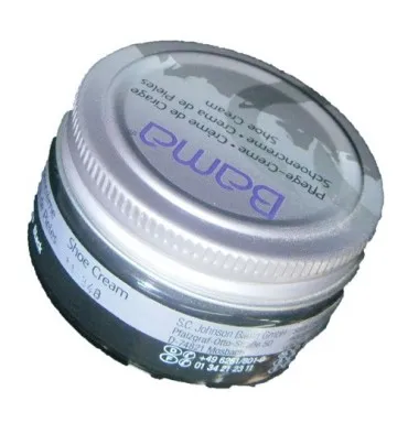 Crema para la limpieza del calzado Bama en negro