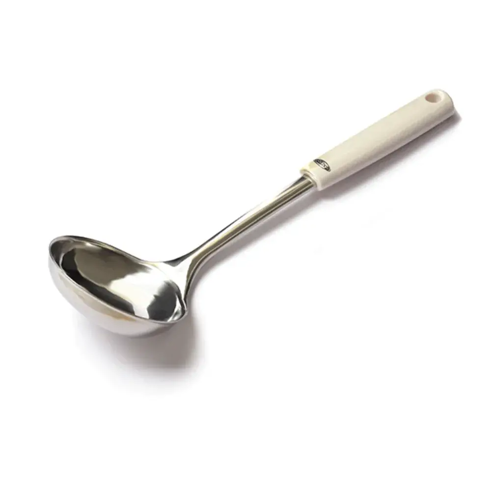 Cucharónde acero inoxidable