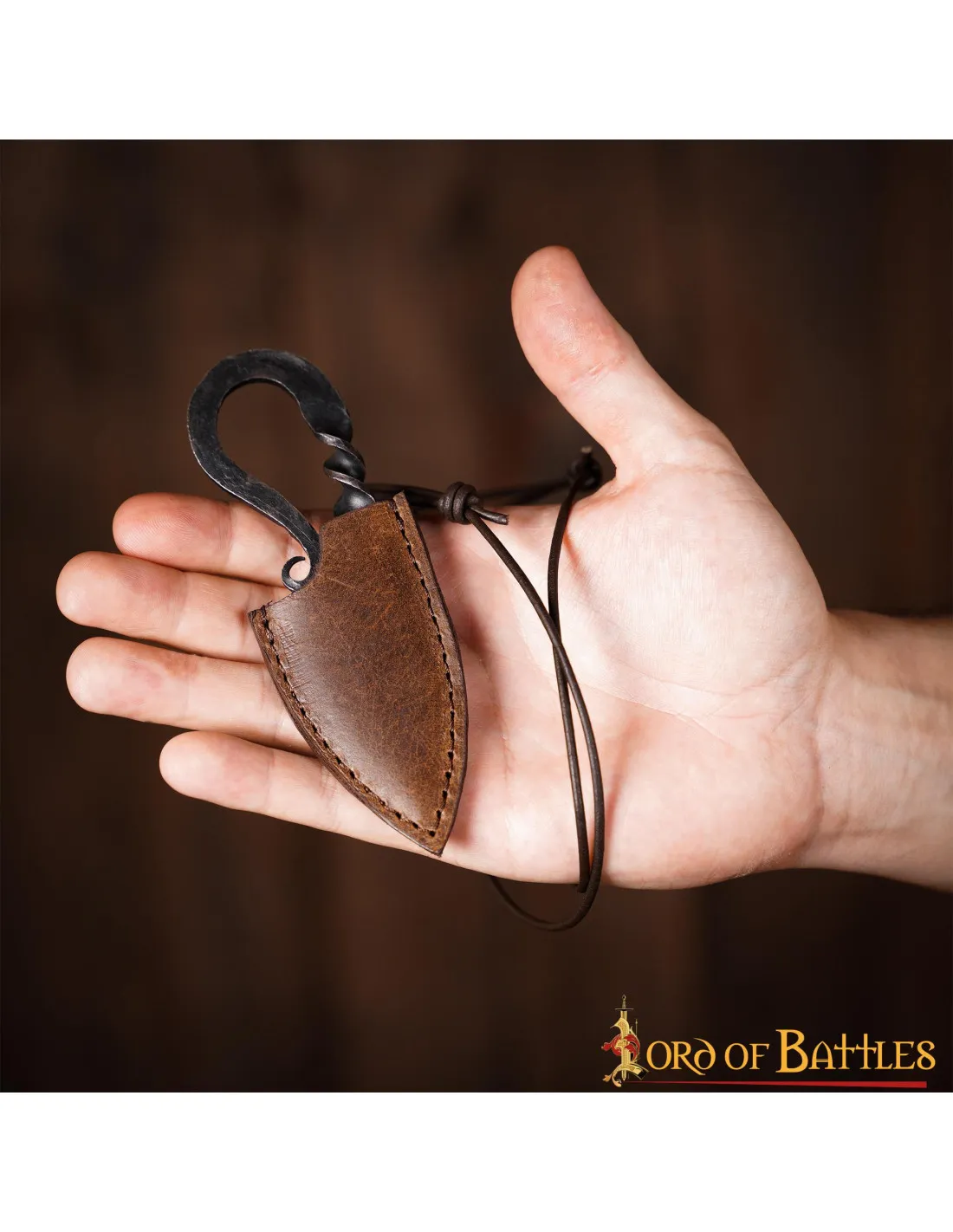 Cuchillo Vikingo en hierro forjado con funda