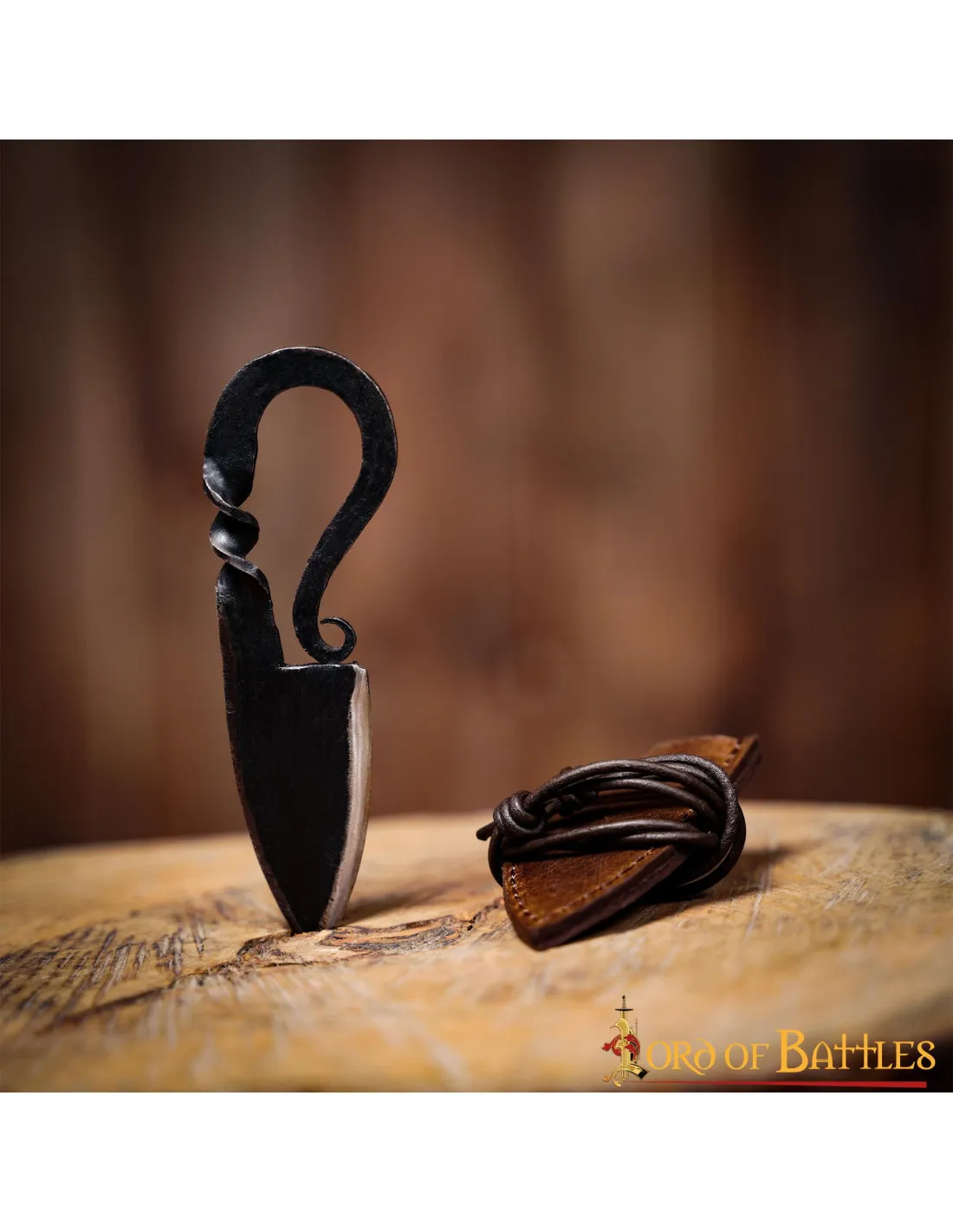 Cuchillo Vikingo en hierro forjado con funda