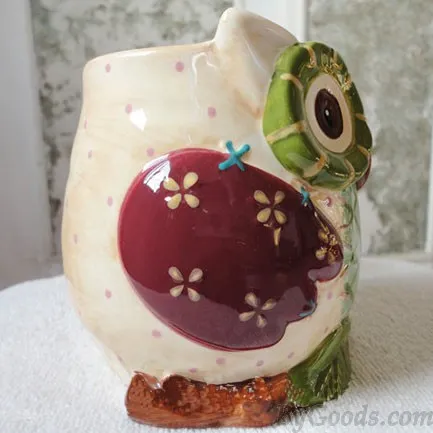 HANDPAINTED CARTOON OWL RELIEFS CERAMICS CUP