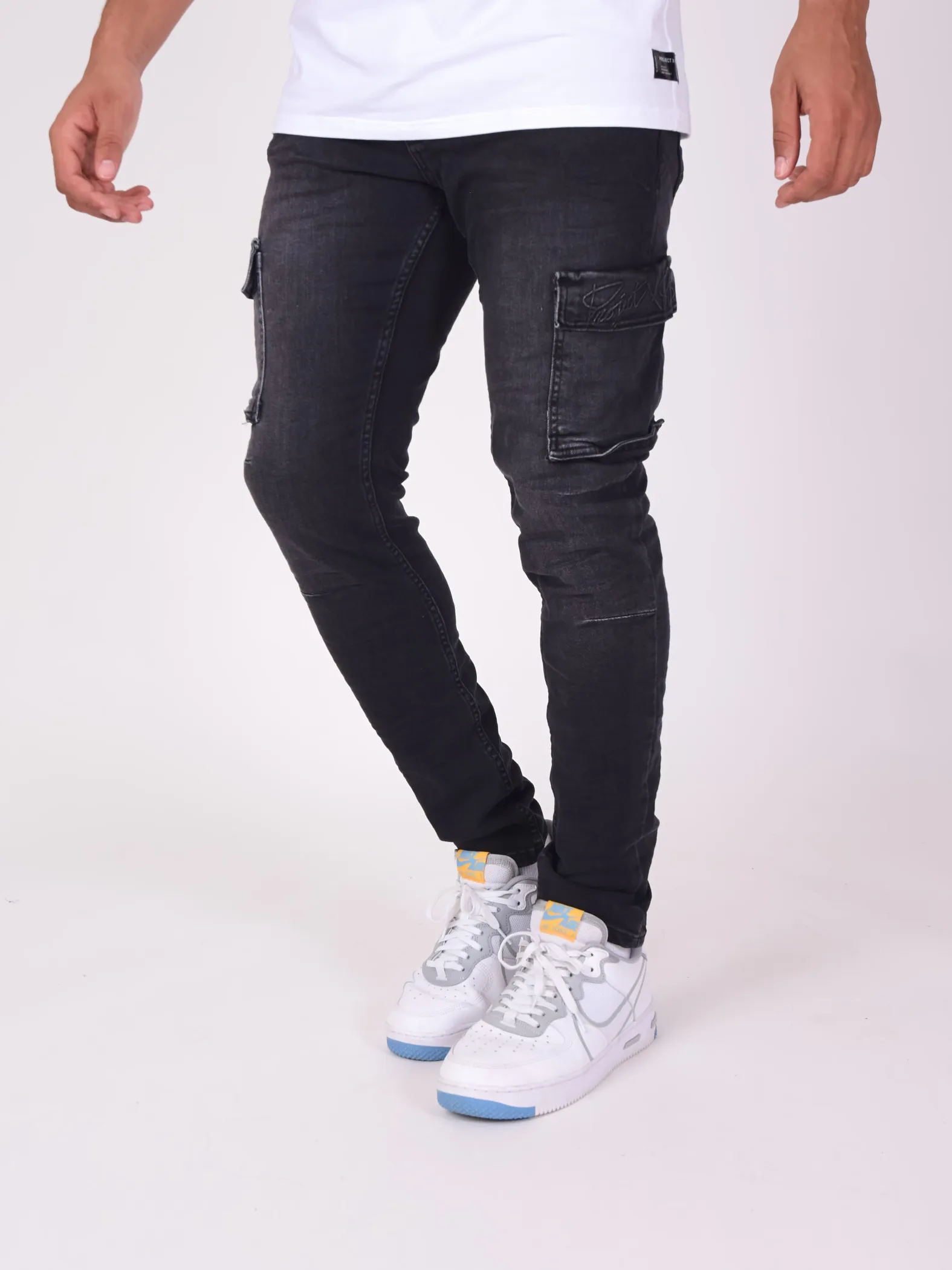 Jeans básicos estilo cargo