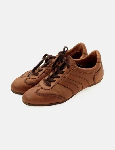 Massimo Dutti Zapatilla marrón cordones