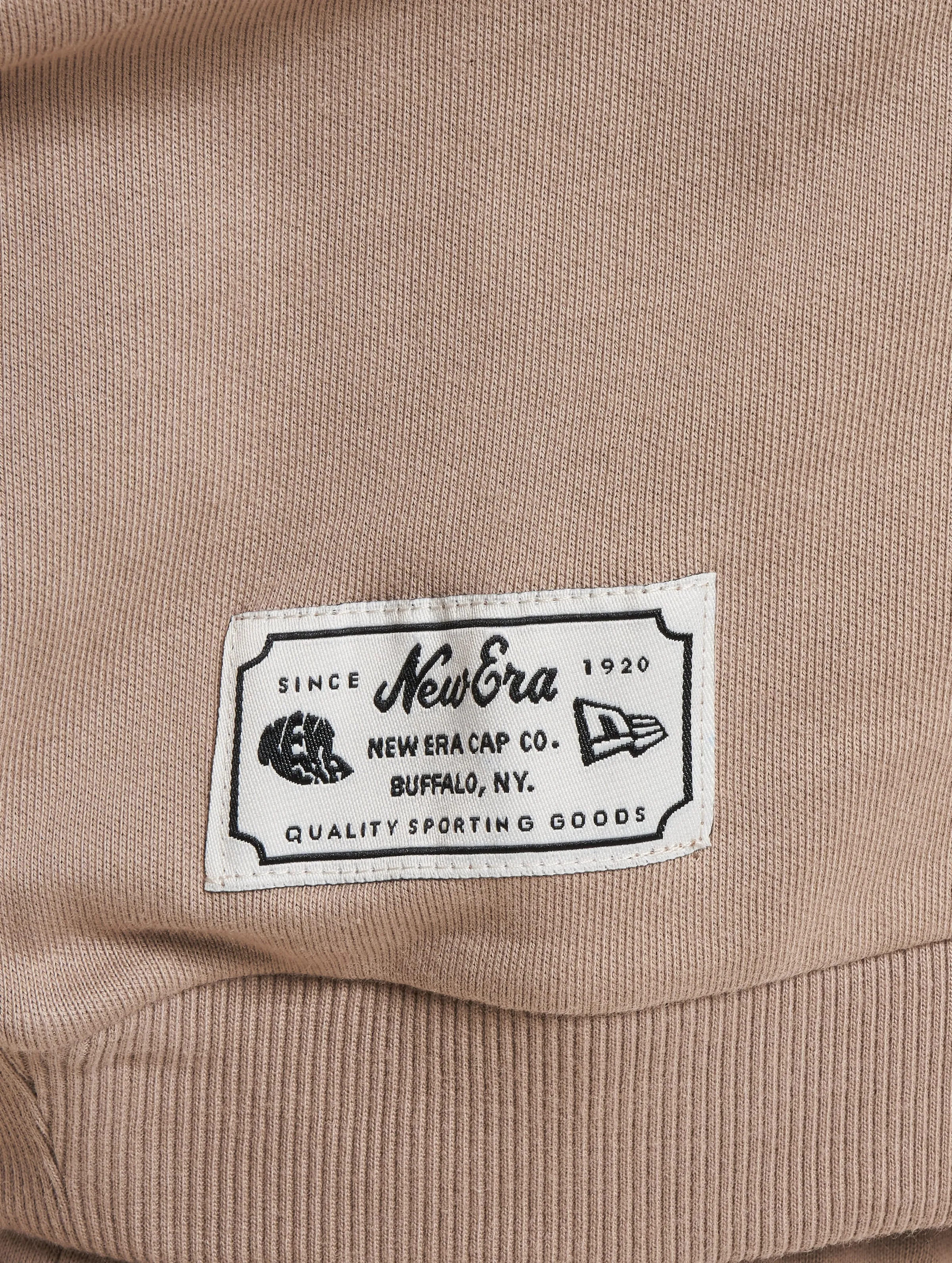 New Era Arch Wordmark Crop