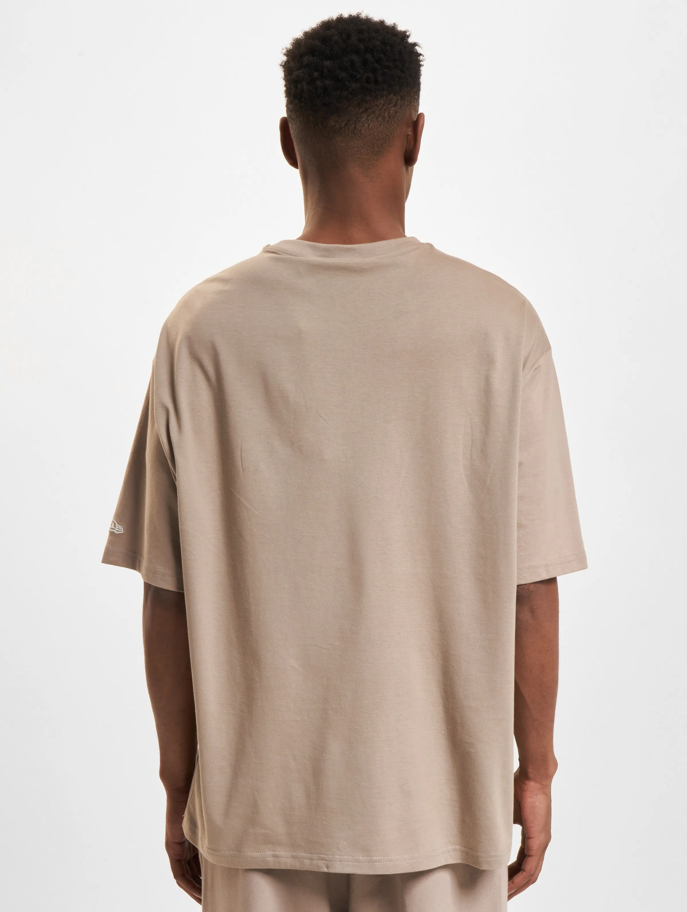 New Era League Essential Lc Oversized