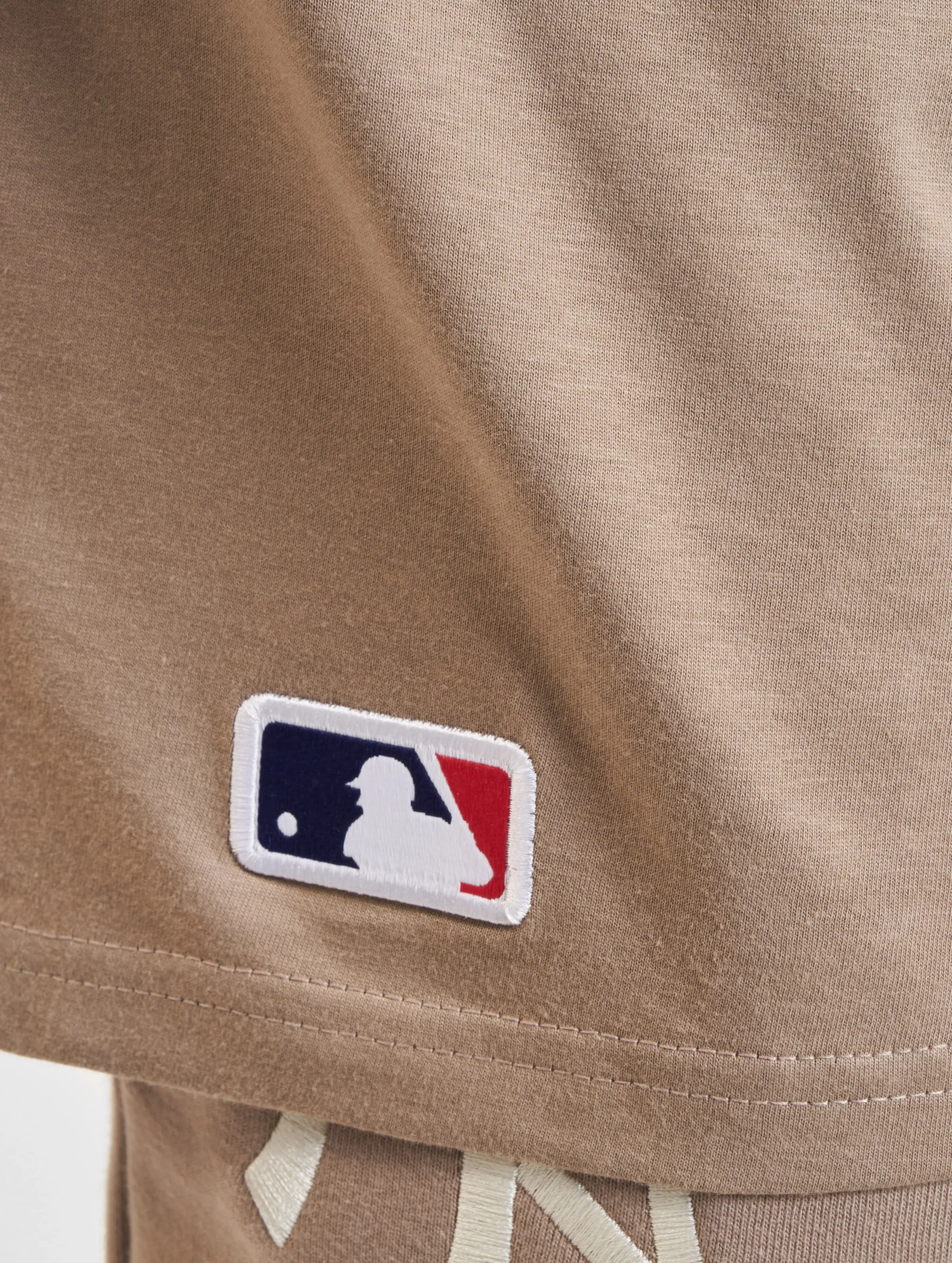 New Era League Essential Lc Oversized