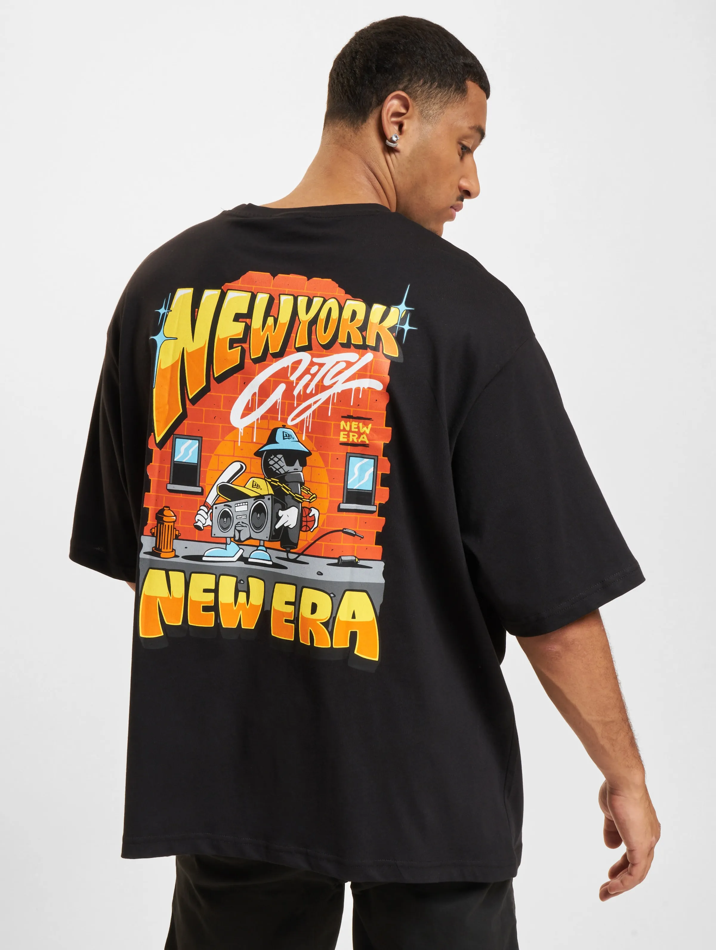 New Era Location Graphic Oversize