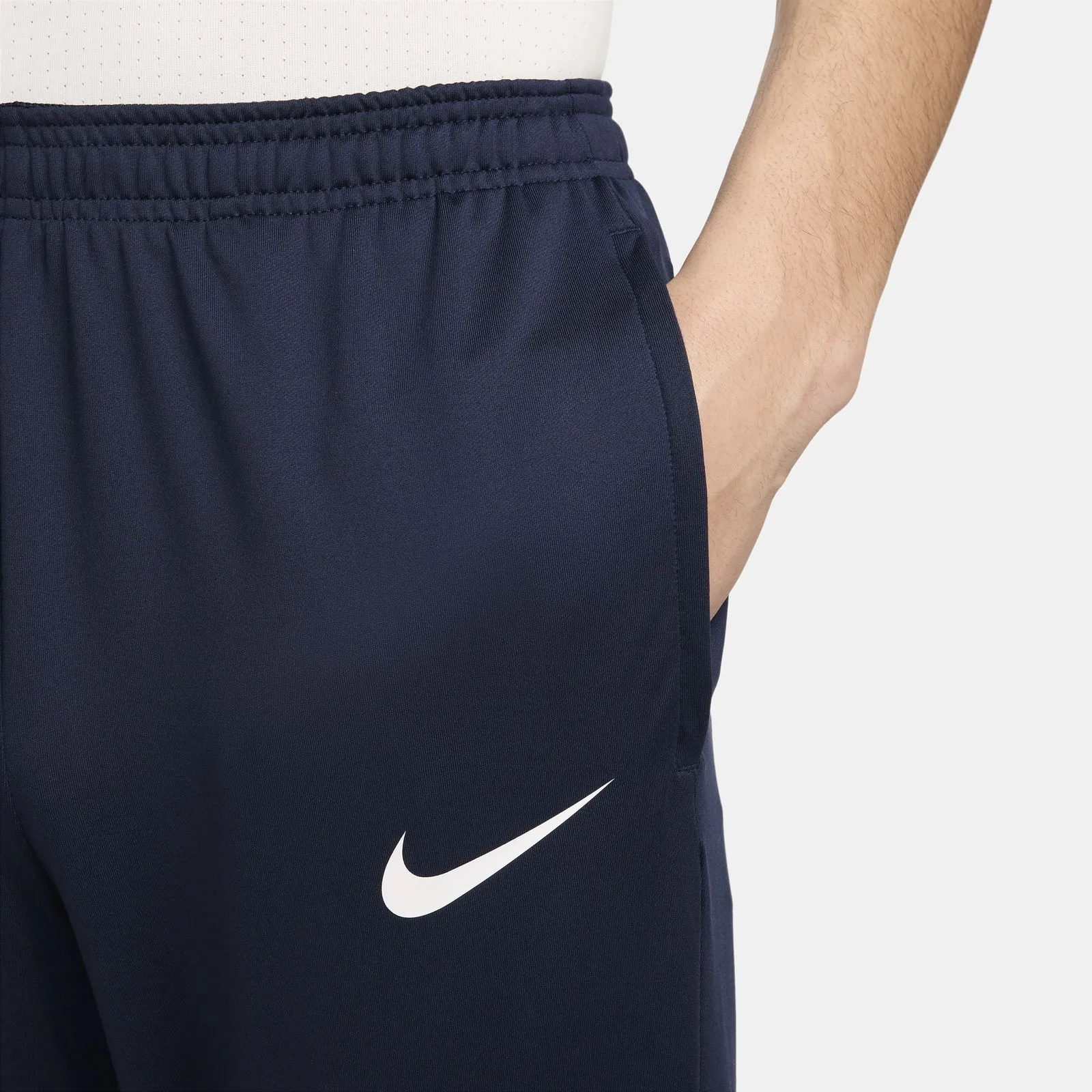 NIKE DRIFIT STRIKE