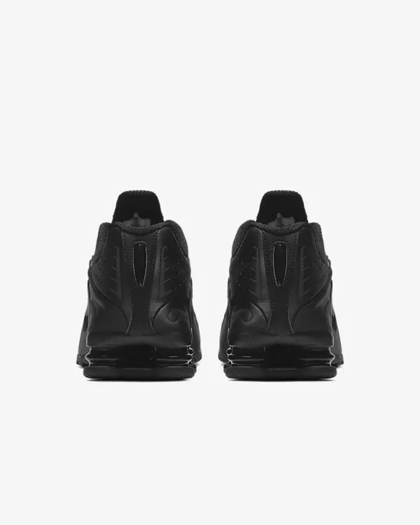 NIKE SHOX R4