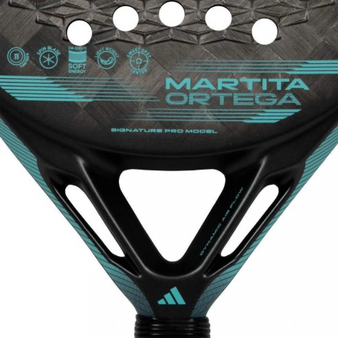 Pala Adidas Marta Ortega Cross It Light 2024 | Adidas