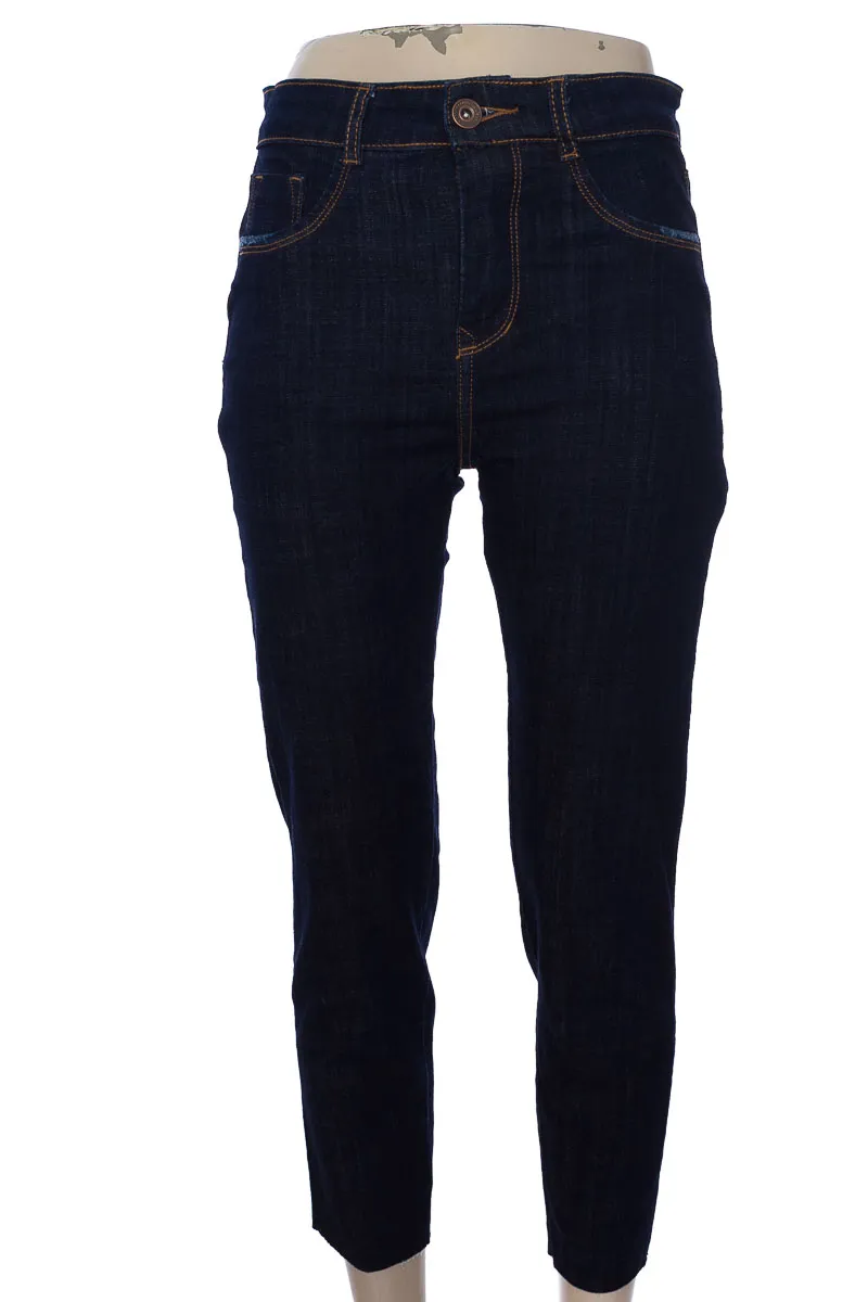 PANTALóN COLOR AZUL  CLOSEANDO