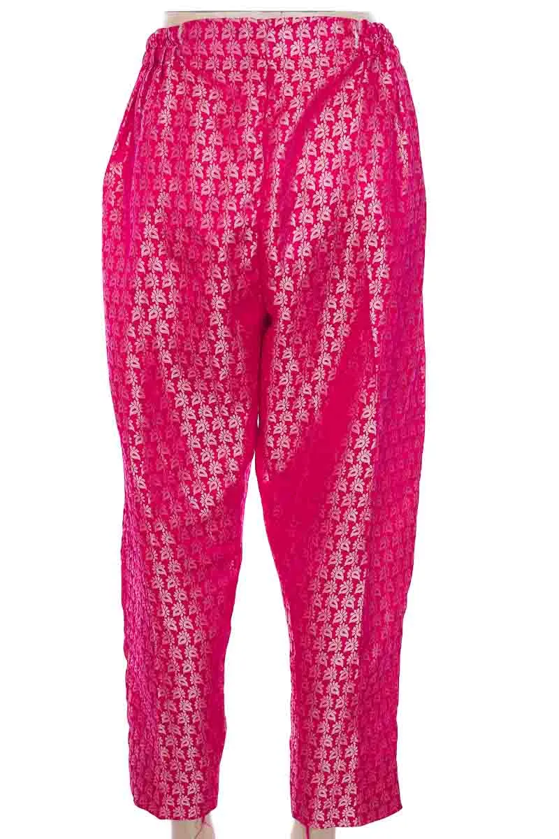 PANTALóN COLOR FUCSIA  CLOSEANDO