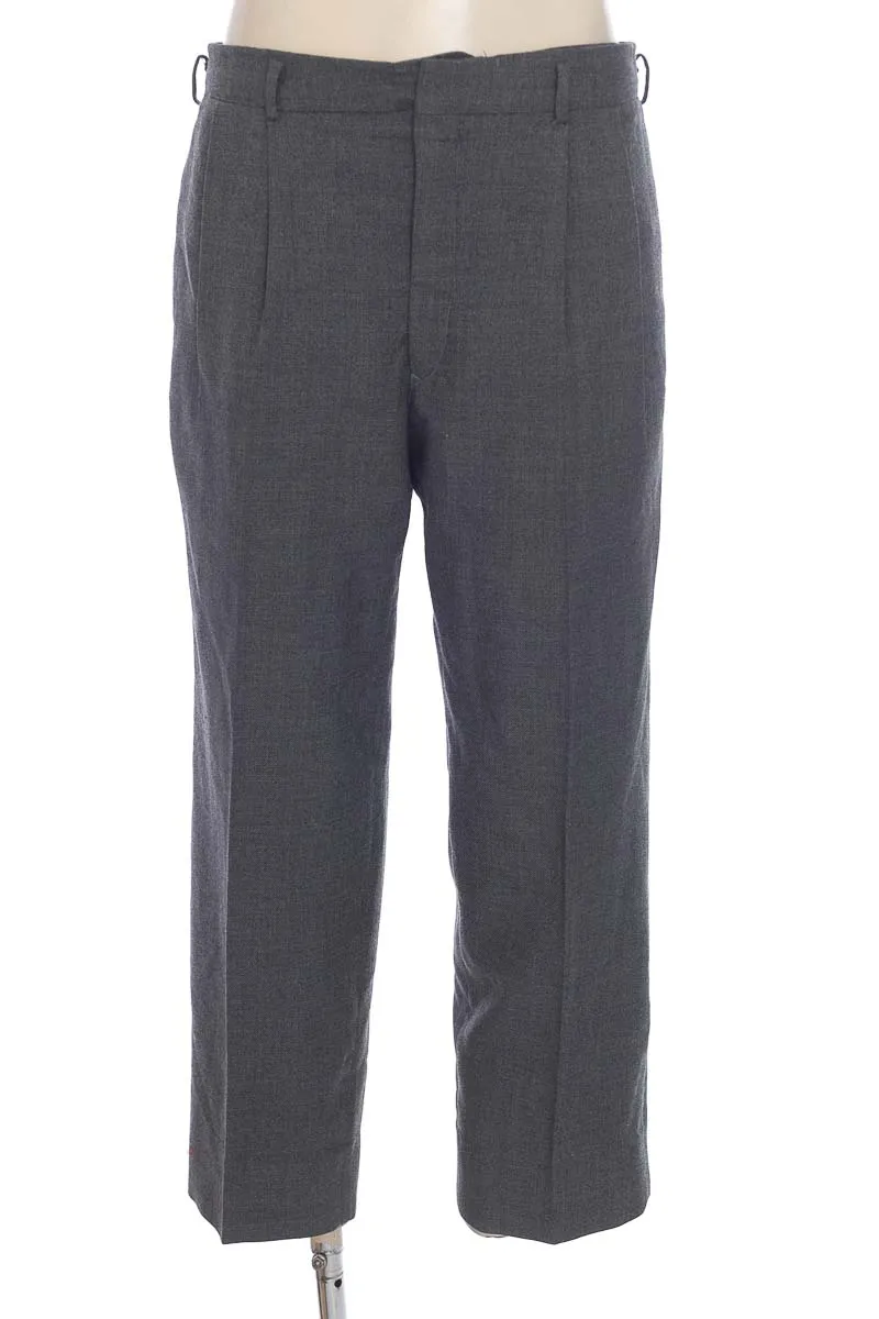 PANTALóN COLOR GRIS  CLOSEANDO