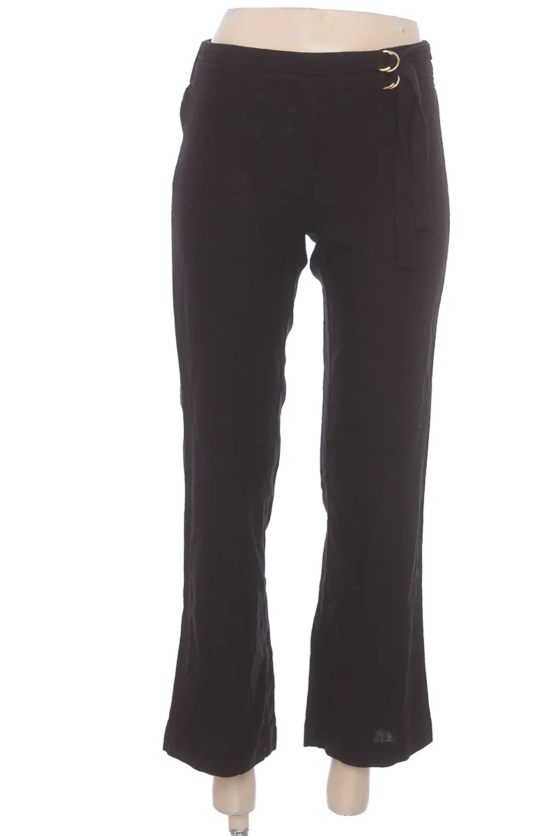 PANTALóN COLOR NEGRO  CLOSEANDO