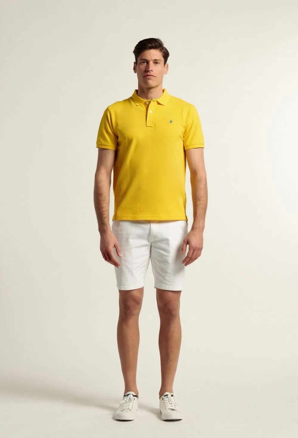 Polo clásico color amarillo
