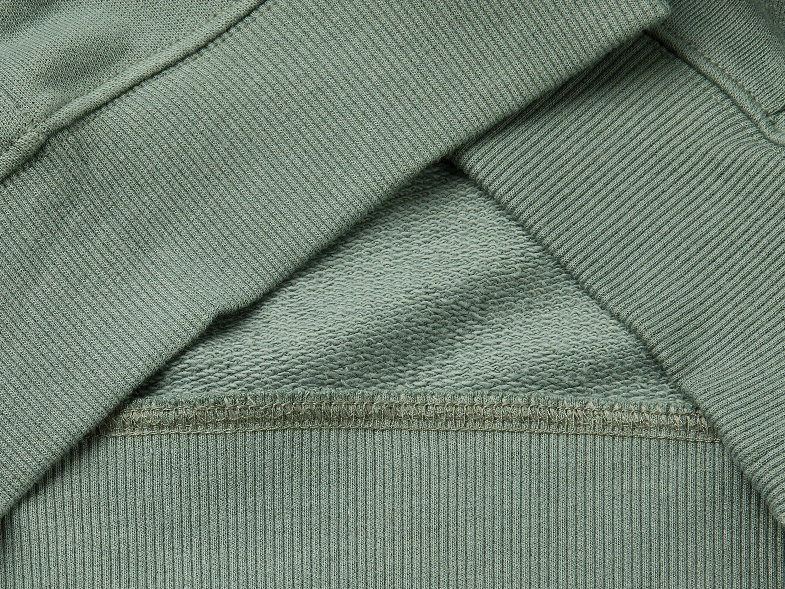 Sudadera con estampado y capucha