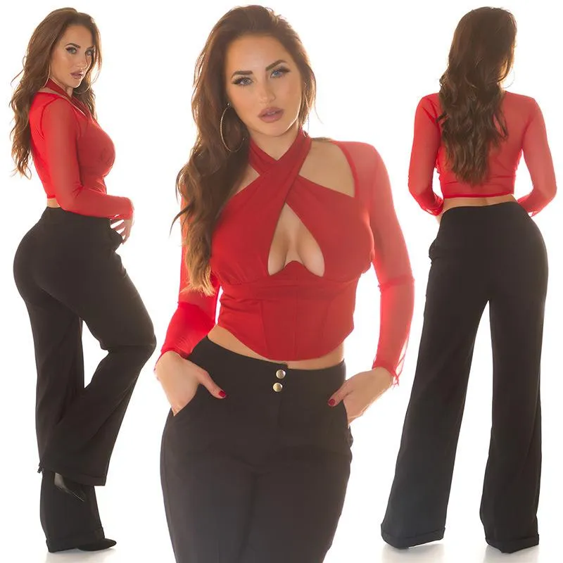 Top corto rojo atado al cuello 