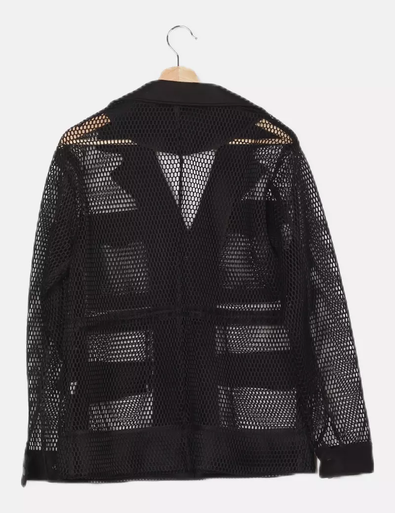 Uterqüe Chaqueta rejilla negra