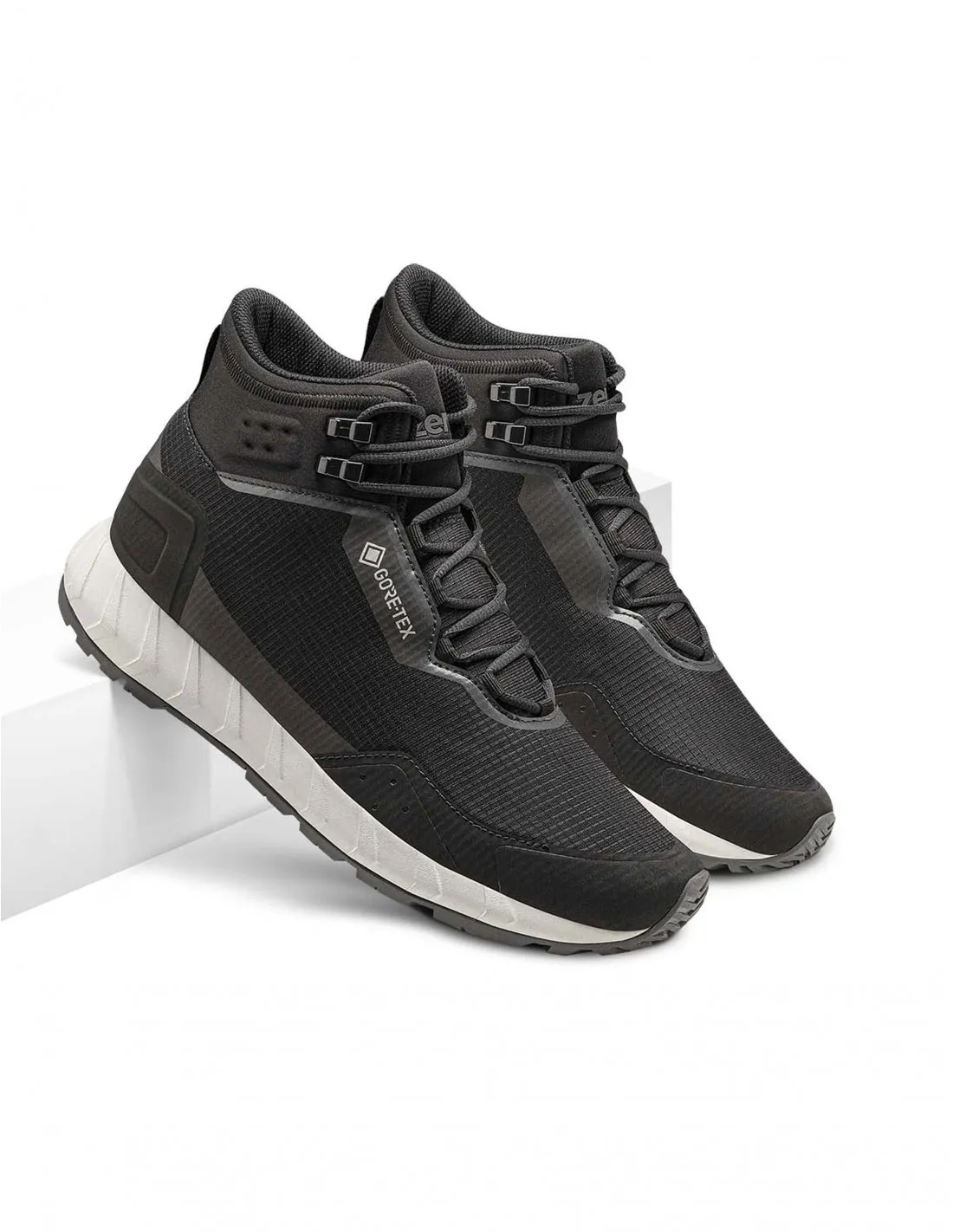 ZAPATILLAS ABOTINADAS GORETEX NEGRAS ZERO C