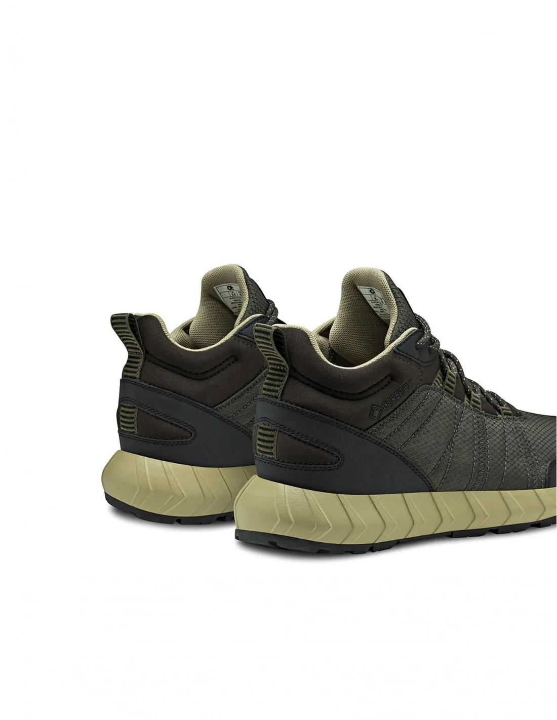 ZAPATILLAS ABOTINADAS GORETEX VERDES ZERO C